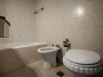 Departamento en venta 4 amb en Esquina - 3 dormitorios   dependencia