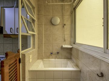 Departamento en venta 4 amb en Esquina - 3 dormitorios   dependencia