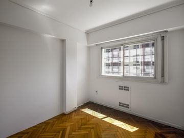 Departamento en venta 4 amb en Esquina - 3 dormitorios   dependencia