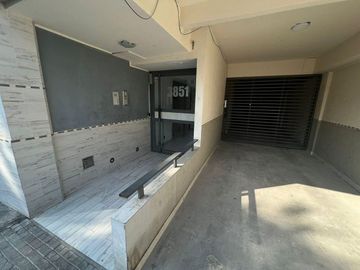 Venta Departamento Monoambiente con Balcón. Barrio Cinco Esquinas, Rosario