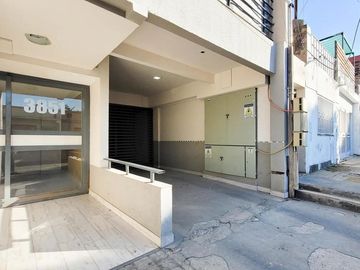 Venta Departamento Monoambiente con Balcón. Barrio Cinco Esquinas, Rosario