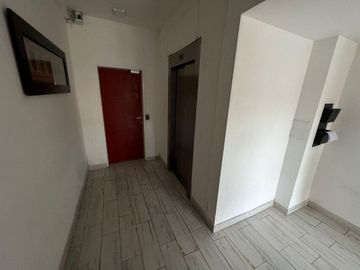 Venta Departamento Monoambiente con Balcón. Barrio Cinco Esquinas, Rosario