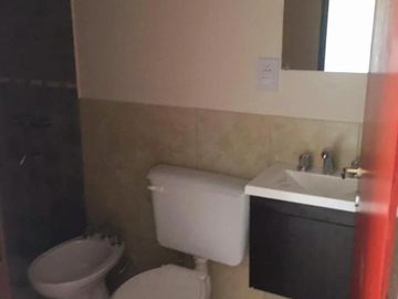 Venta Departamento Monoambiente con Balcón. Barrio Cinco Esquinas, Rosario