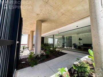 Departamento de dos ambientes con cochera,  en venta- Ituzaingó Sur