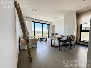 Departamento de dos ambientes con cochera,  en venta- Ituzaingó Sur