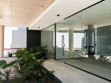 Departamento de dos ambientes con cochera,  en venta- Ituzaingó Sur