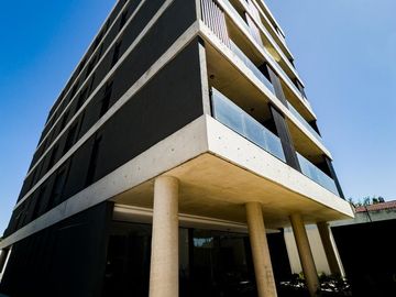 Departamento de dos ambientes con cochera,  en venta- Ituzaingó Sur
