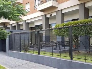 Departamento en venta - 3 Dormitorios 2 Baños - Cochera - 85Mts2 - San Miguel