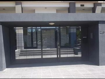 Departamento en venta - 3 Dormitorios 2 Baños - Cochera - 85Mts2 - San Miguel