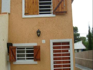 Duplex en venta - 2 dormitorios 1 baño - patio - 500 mts 2- Mar De Ajo