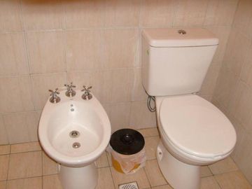 Duplex en venta - 2 dormitorios 1 baño - patio - 500 mts 2- Mar De Ajo