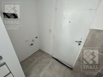 Casa venta Confluencia Rural, 2 dormitorios, 2 baños, jardín y entrada para auto