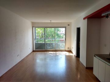 Venta - Alquiler Departamento monoambiente con balcón cochera - Villa Ortuzar