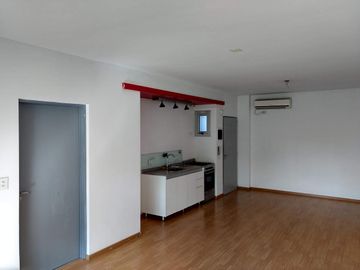 Venta - Alquiler Departamento monoambiente con balcón cochera - Villa Ortuzar