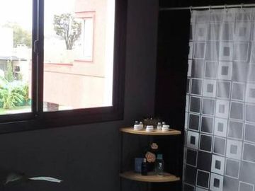 Casa en venta en barrio Santa Guadalupe, Pilar del Este