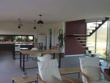 Casa en venta en barrio Santa Guadalupe, Pilar del Este