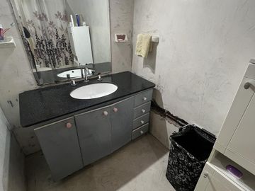 Venta de Casa 4 ambientes con cochera en Wilde