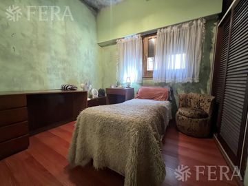 Venta de Casa 4 ambientes con cochera en Wilde