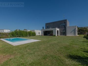 Casa en  San Matias PG