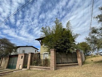 Venta Casa - 2 Dormitorios - B° Villa Rivera Indarte