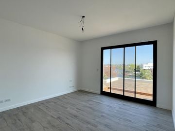 Casa en venta en San Matias - Al Lago - Con Piscina