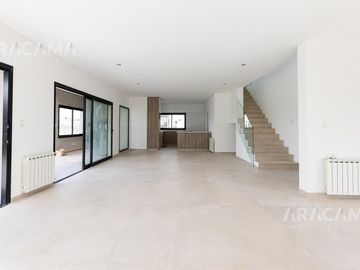 VENTA CASA EN LOS TALAS - CANNING