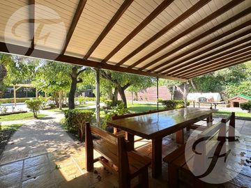 Venta de Casa, Restaurante  y Panaderia en Vuelta de Obligado | San Pedro (Ba)