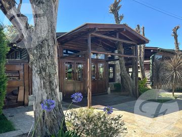 Venta de Casa, Restaurante  y Panaderia en Vuelta de Obligado | San Pedro (Ba)
