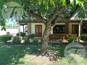Venta de Casa, Restaurante  y Panaderia en Vuelta de Obligado | San Pedro (Ba)