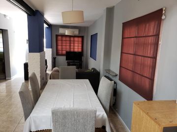 Casa de 3 ambientes con patio, parrilla y cochera cubierta en Berazategui Centro