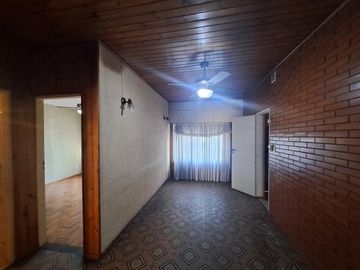 VENTA CASA 3 AMB QUINCHO PARRILLA VALENTIN ALSINA