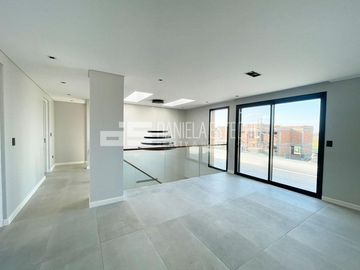 Casa en  Pilar Golf