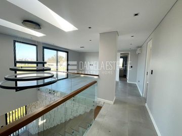 Casa en  Pilar Golf