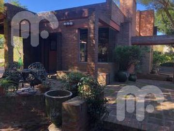 VENTA CASA 5 DORMITORIOS EN VILLA ELISA