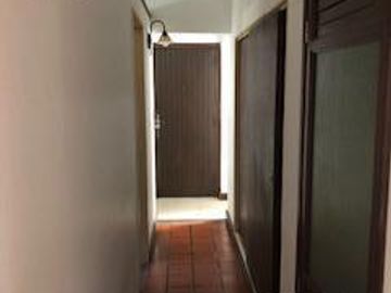 VENTA CASA 5 DORMITORIOS EN VILLA ELISA