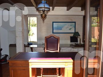 VENTA CASA 5 DORMITORIOS EN VILLA ELISA