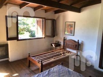 VENTA CASA 5 DORMITORIOS EN VILLA ELISA