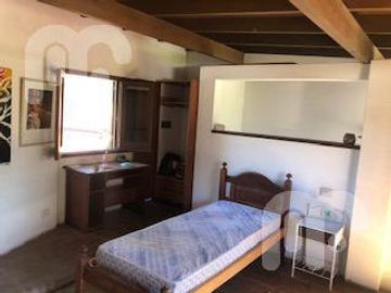 VENTA CASA 5 DORMITORIOS EN VILLA ELISA