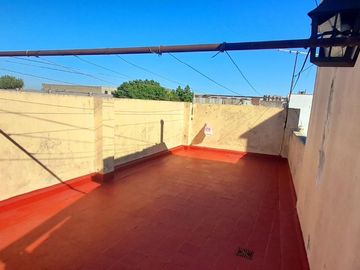 Departamento en venta - 2 Dormitorios 1 Baño - 50Mts2 - Avellaneda