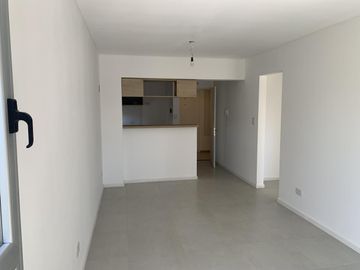 SANTILLI - ALTE. BROWN 2438 4ºA  - Lomas de Zamora Este