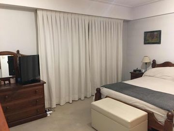 Departamento en venta - 3 Dormitorios 4 Baños - 170mts2 - Lomas De Zamora