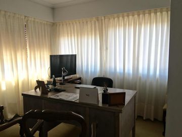 Departamento en venta - 3 Dormitorios 4 Baños - 170mts2 - Lomas De Zamora