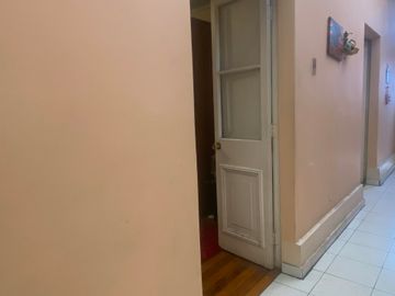 ¡Imperdible Venta! Casa de 4 Dormitorios en Santiago.