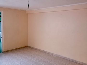 ¡Imperdible Venta! Casa de 4 Dormitorios en Santiago.