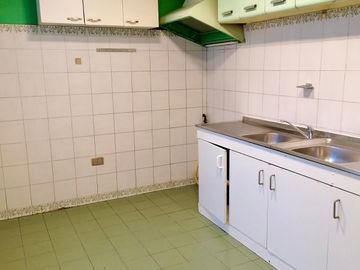 ¡Imperdible Venta! Casa de 4 Dormitorios en Santiago.