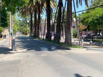 ¡Imperdible Venta! Casa de 4 Dormitorios en Santiago.