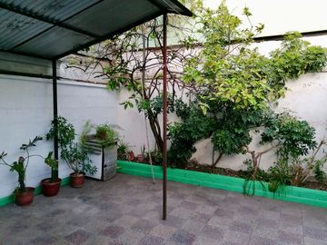 ¡Imperdible Venta! Casa de 4 Dormitorios en Santiago.