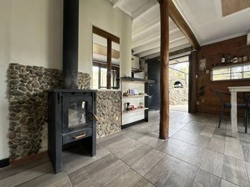 Cabaña en venta con bajada al rio
