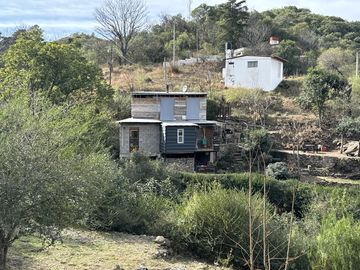 Cabaña en venta con bajada al rio