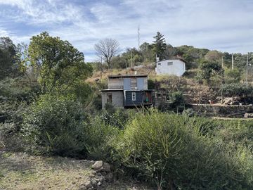 Cabaña en venta con bajada al rio
